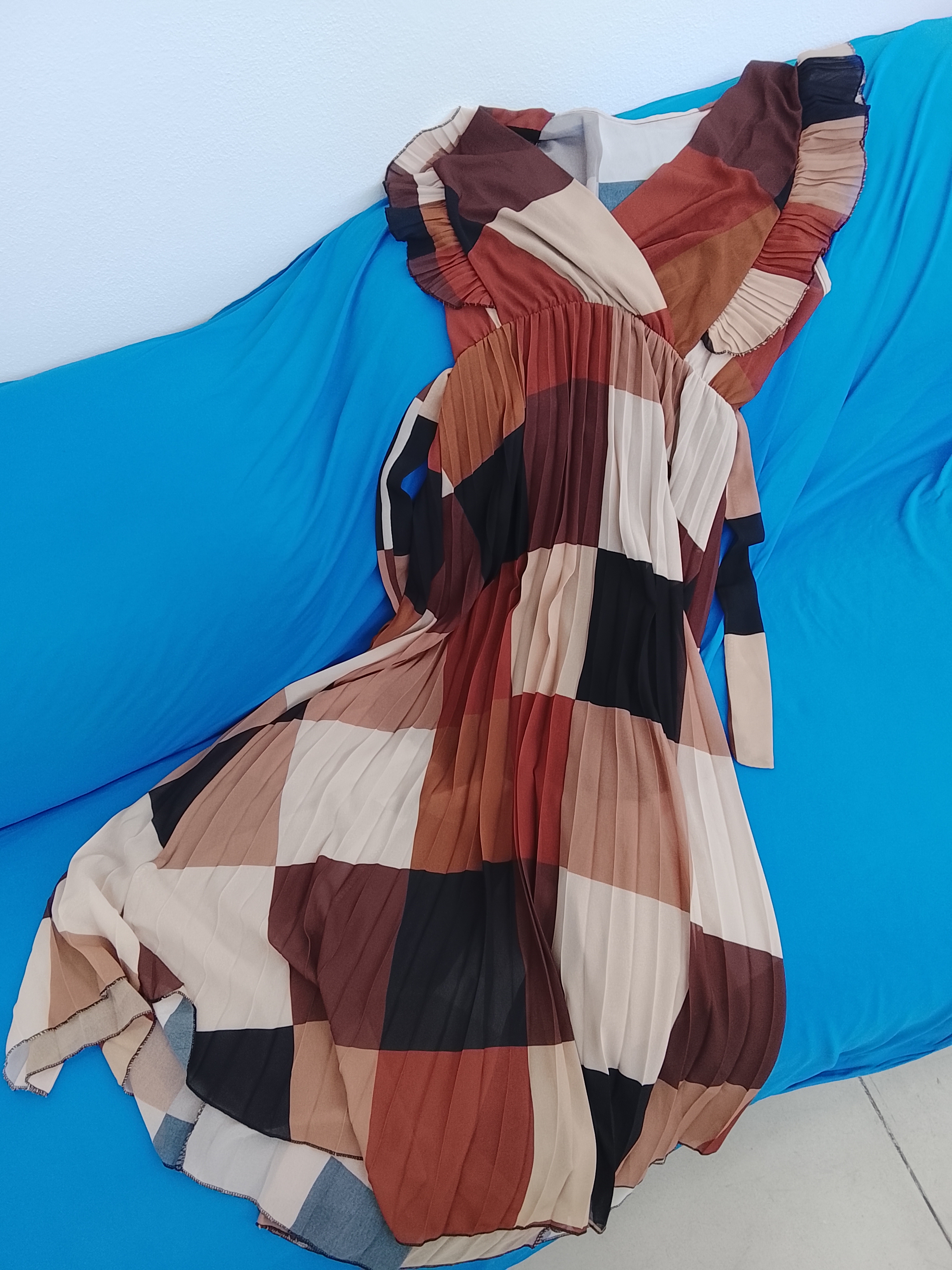 Abito estivo con pieghe plissè