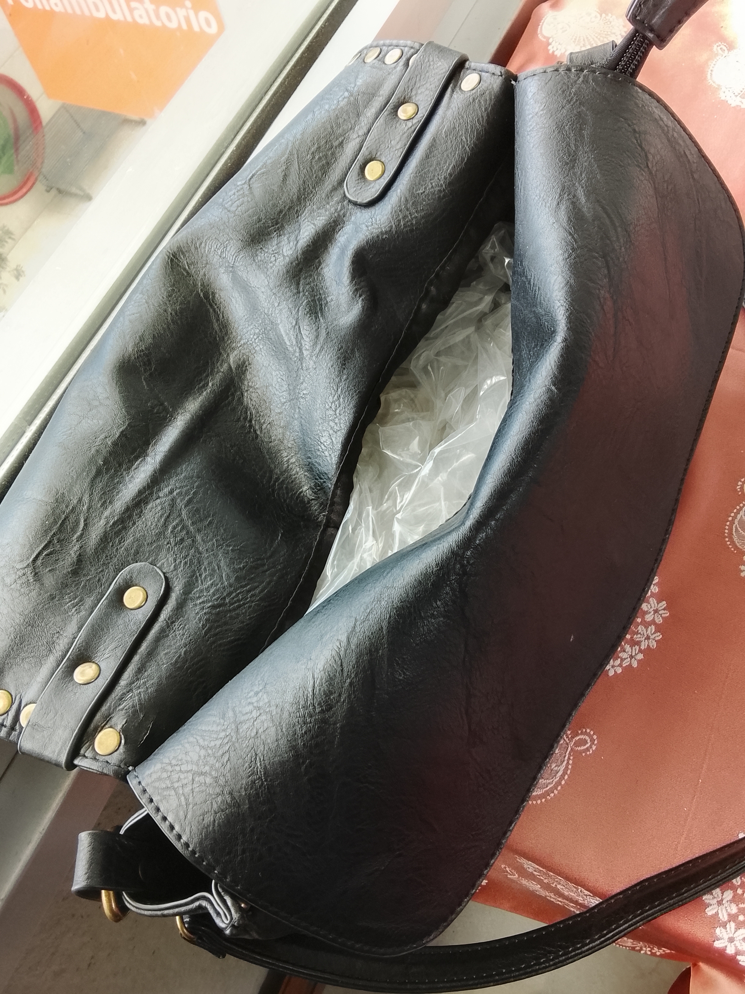 Borsa nera in pelle vera