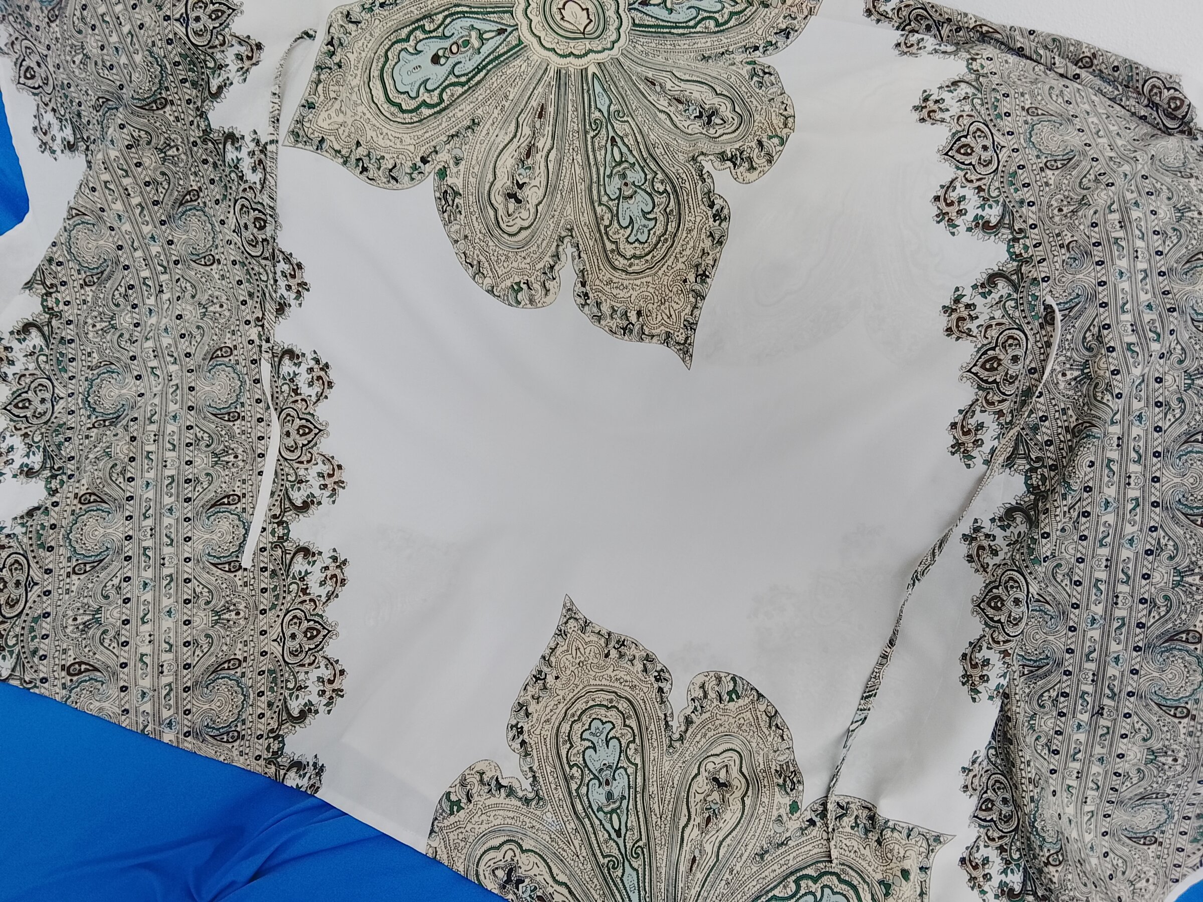Maglia decorata