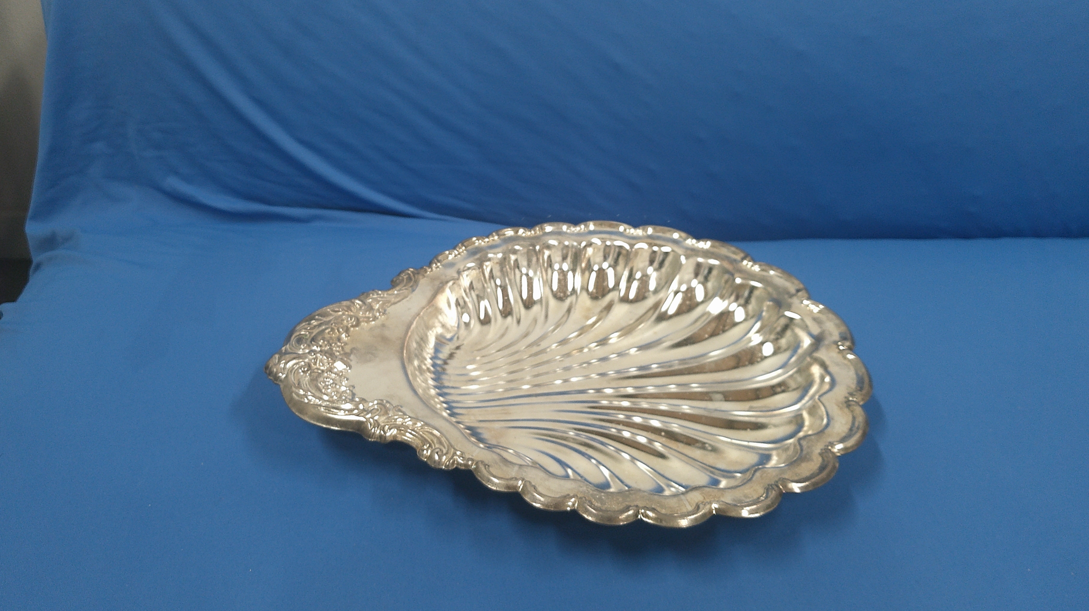 Portaoggetti a conchiglia