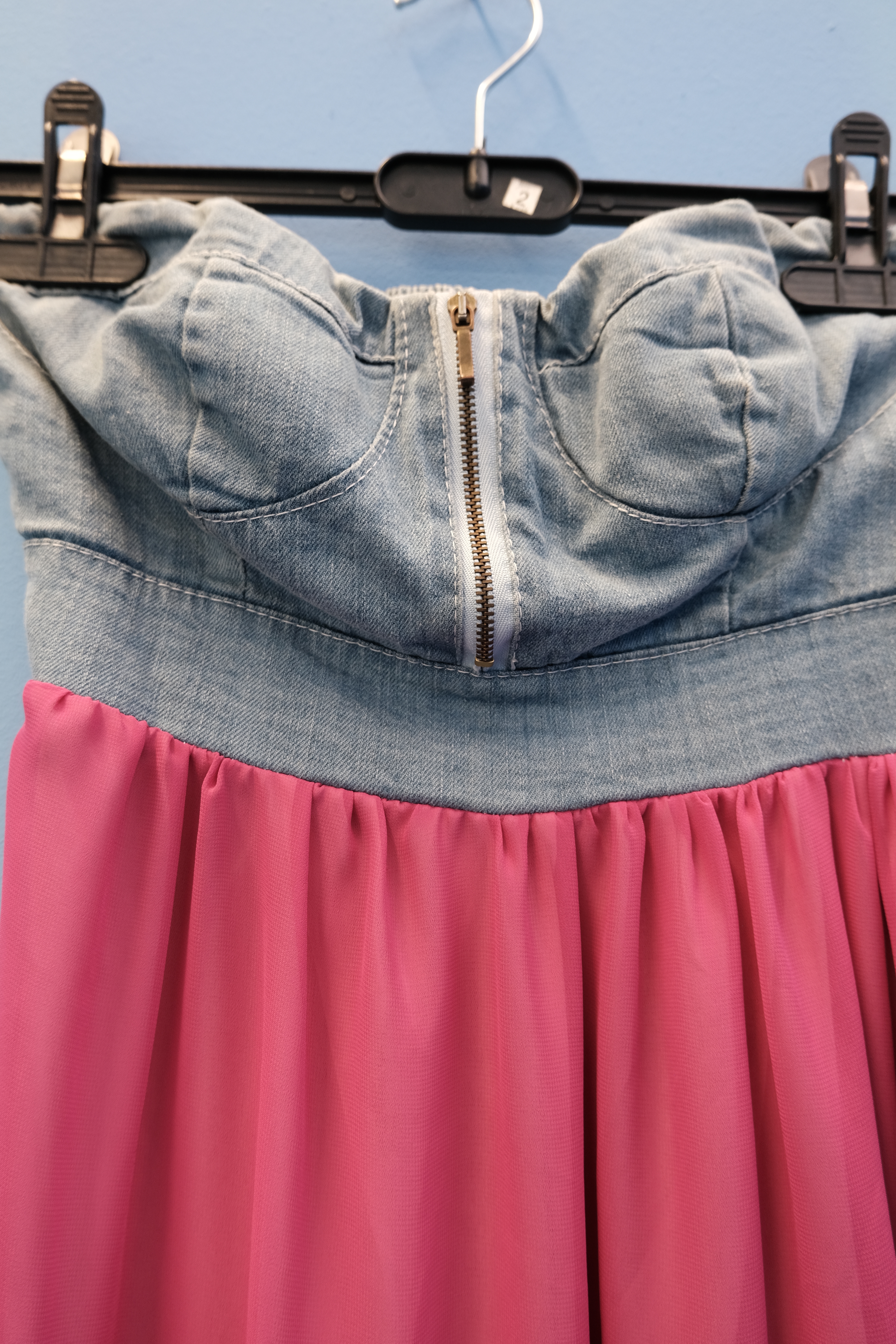 Vestito con corpetto in jeans